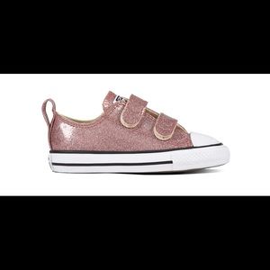 Toddler Girls' Converse Chuck Taylor’s ROSE GOLD!